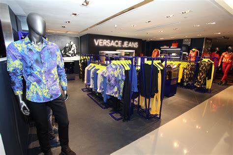 versace asia|Versace’s Asian Push .